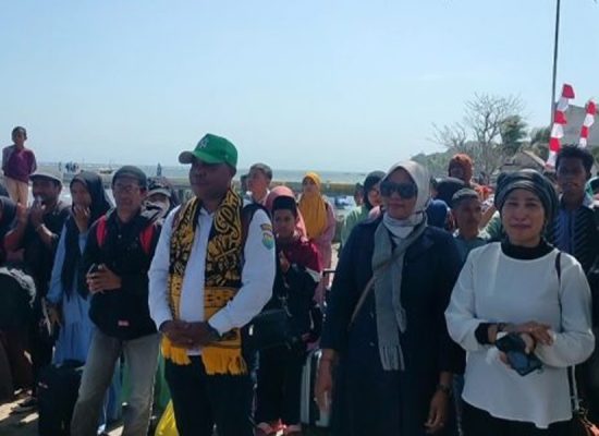 Ketua LPTQ Maluku Widya Pratiwi Buka MTQ Tingkat Desa se-Kecamatan Manipa