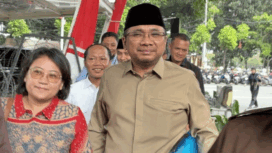 Mantan Menteri Agama (Menag) Yaqut Cholil Qoumas tiba di Gedung Merah Putih KPK, Jakarta, Kamis (7/8/2025).