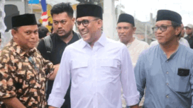 Bupati Maluku Tengah, Zulkarnain Awat Amir.