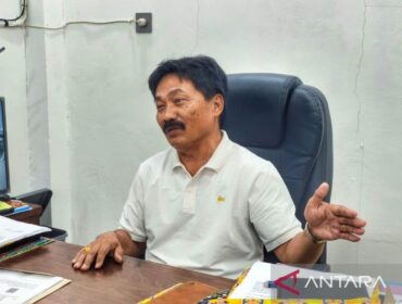 Sekretaris Daerah Kabupaten Nabire Yulianus Passang,
